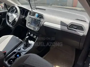 Volkswagen Tiguan 2.0T S AWD 4MOTION 2019 Black
