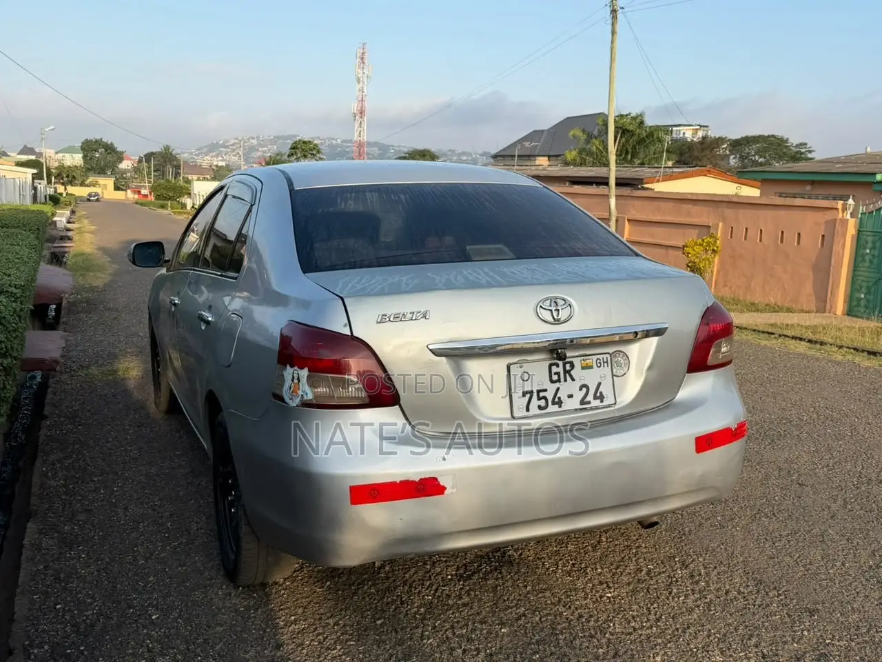 Toyota Belta 2011 Silver