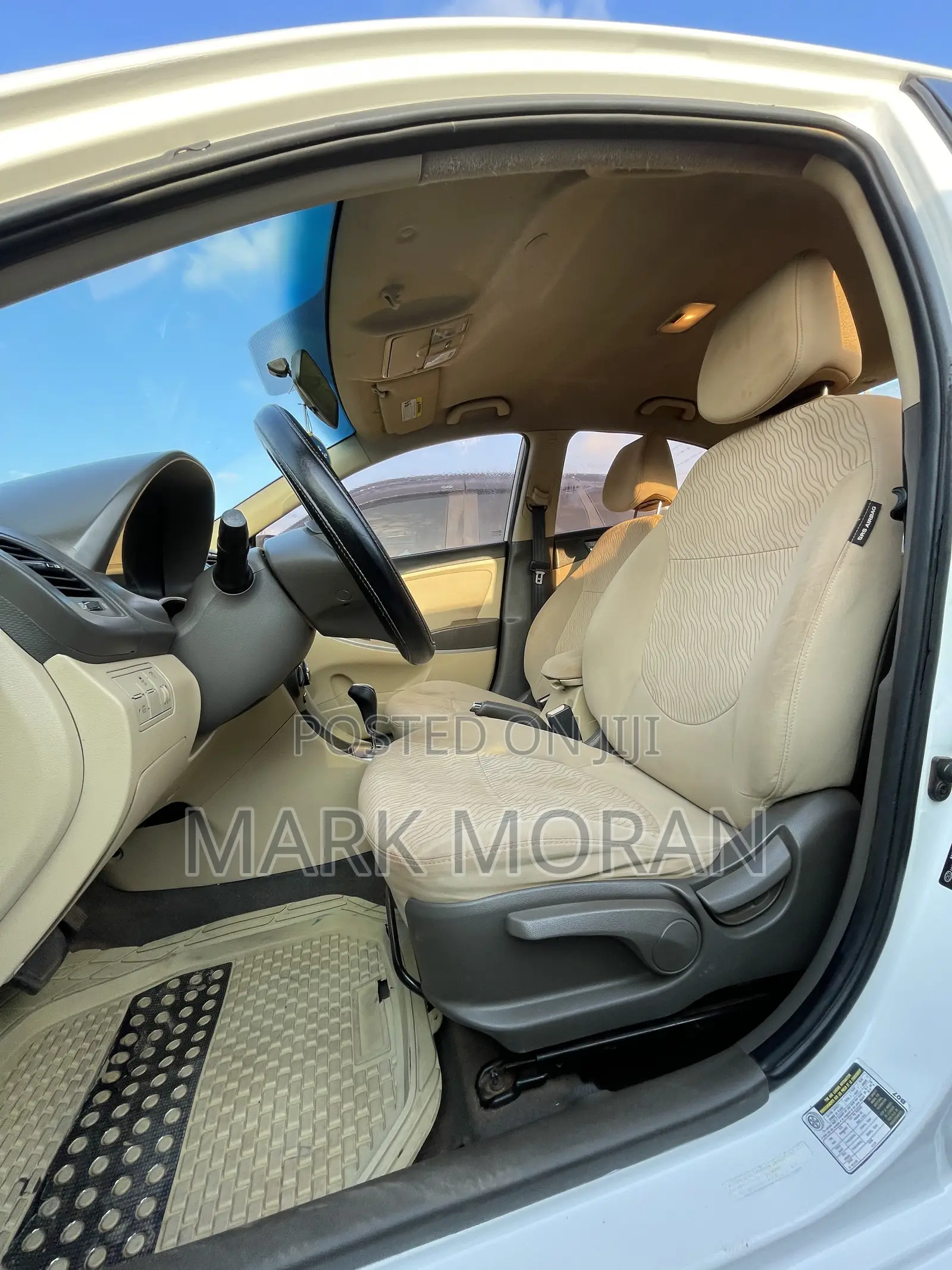 Hyundai Accent 2012 White