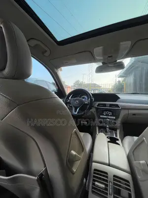 Mercedes-Benz C250 2014 Black