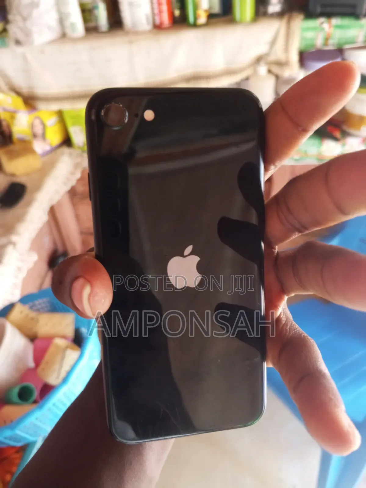 Apple iPhone SE 64 GB Black
