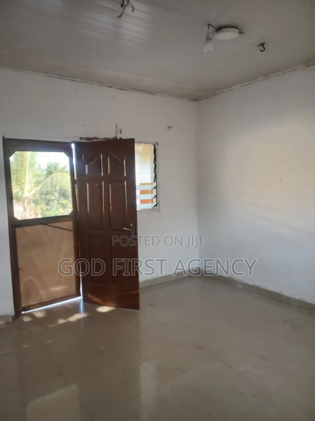 1bdrm Apartment in Tabora, Nyanmekye for rent