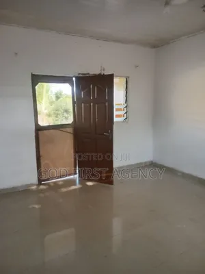 1bdrm Apartment in Tabora, Nyanmekye for rent