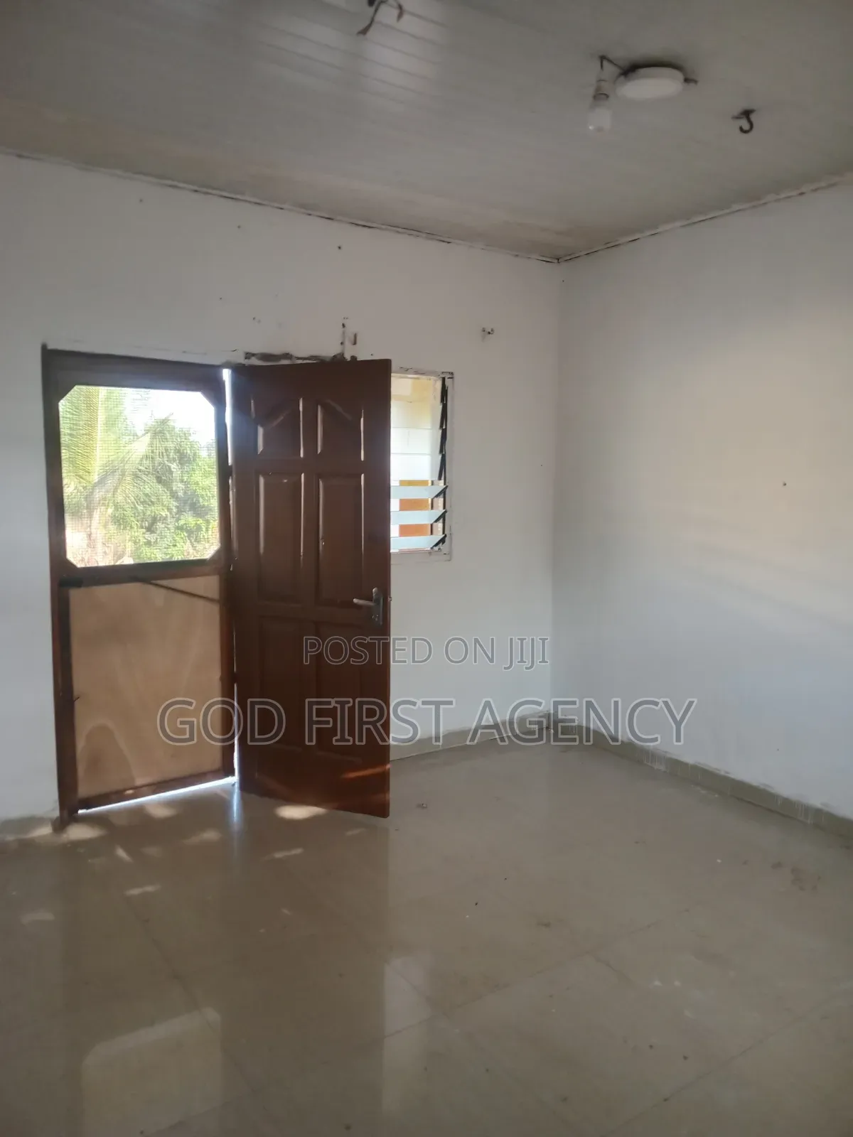 1bdrm Apartment in Tabora, Nyanmekye for rent