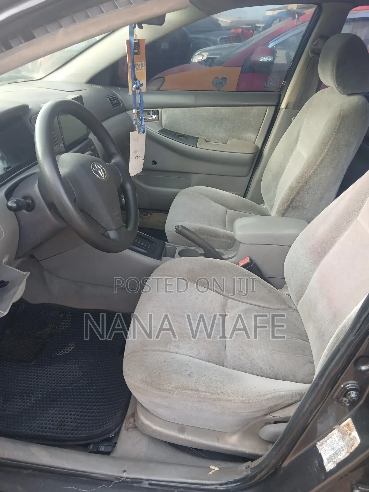 Toyota Corolla 2004 Gray