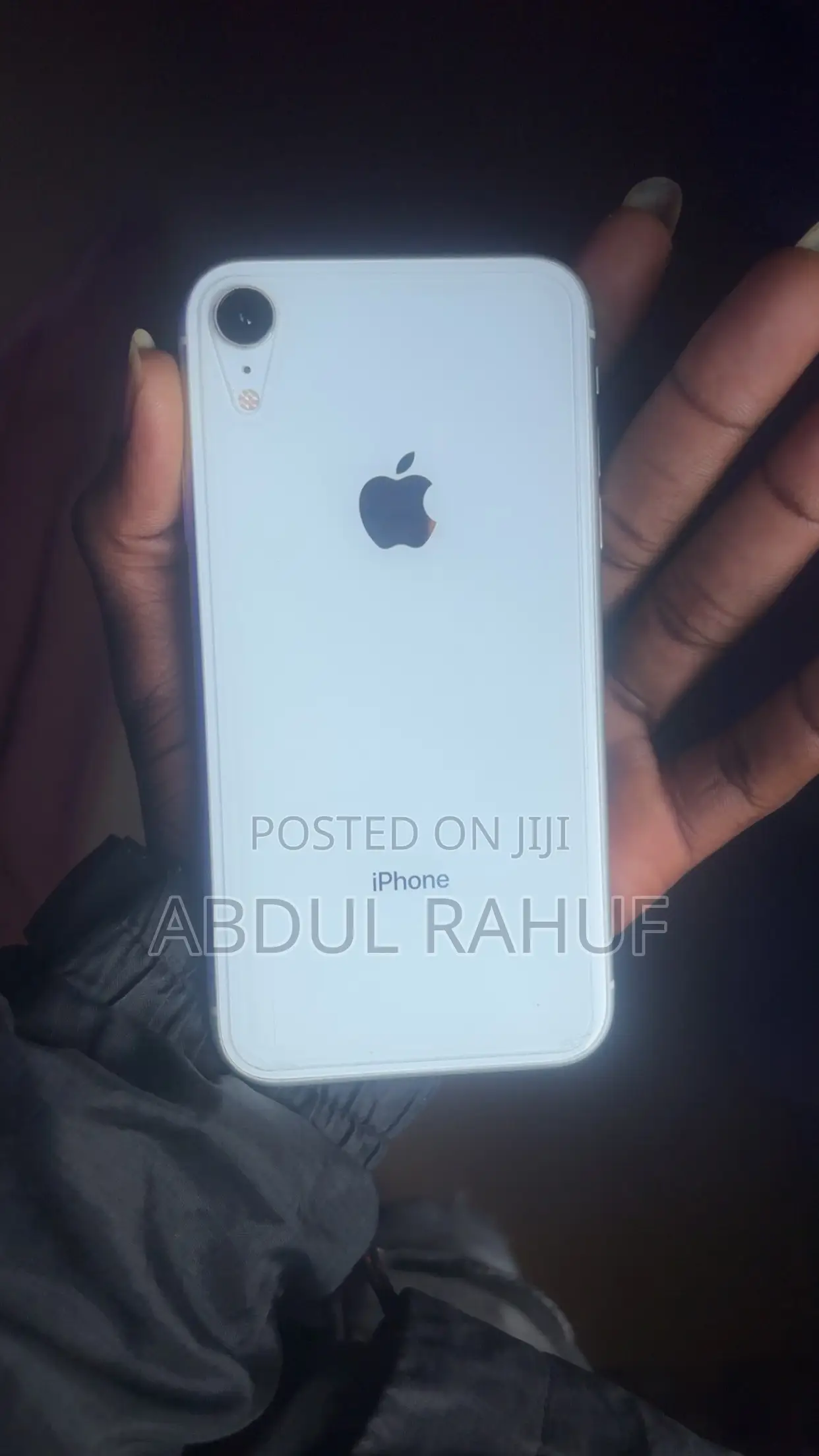 Apple iPhone XR 64 GB White