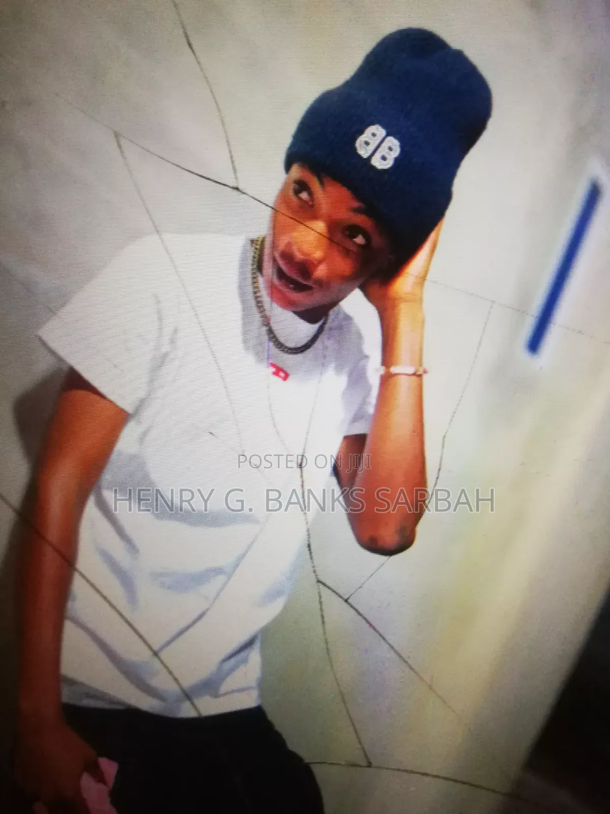 Professional Baber - (Free Accommodation) Priority