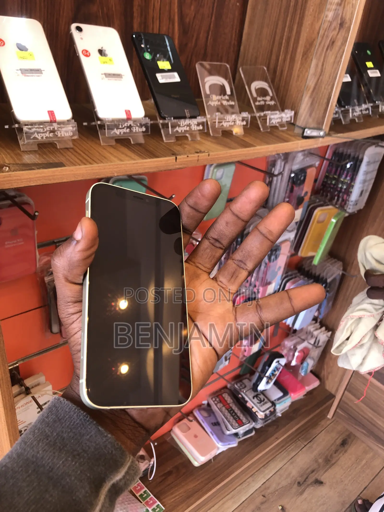 New Apple iPhone 12 128 GB Green