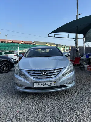 Hyundai Sonata Limited 2.0T Sedan (2.0L 4cyl 6A) 2011 Silver
