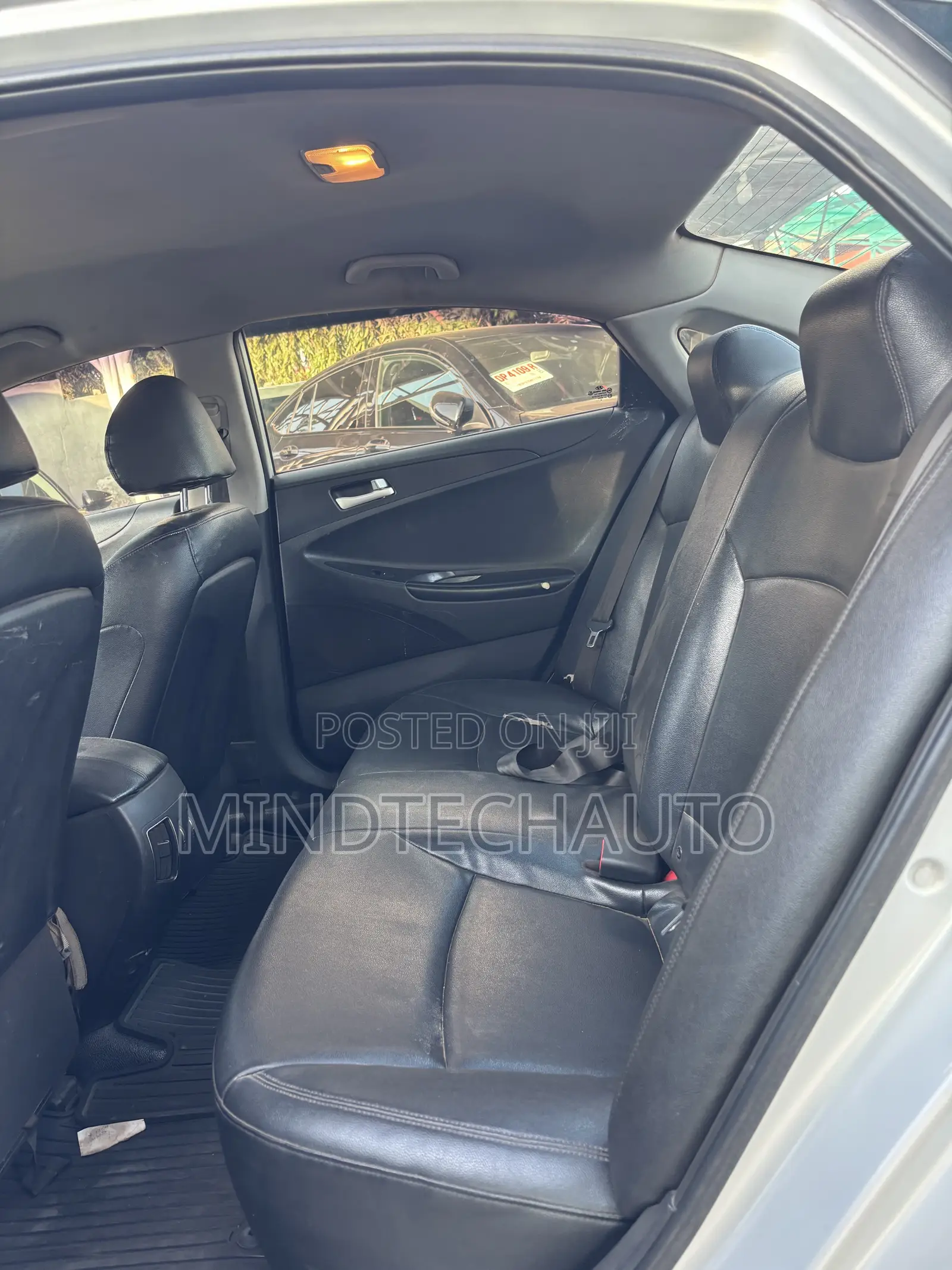 Hyundai Sonata Limited 2.0T Sedan (2.0L 4cyl 6A) 2011 Silver