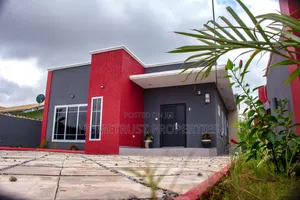 3bdrm House in Amasaman Sapeiman for sale