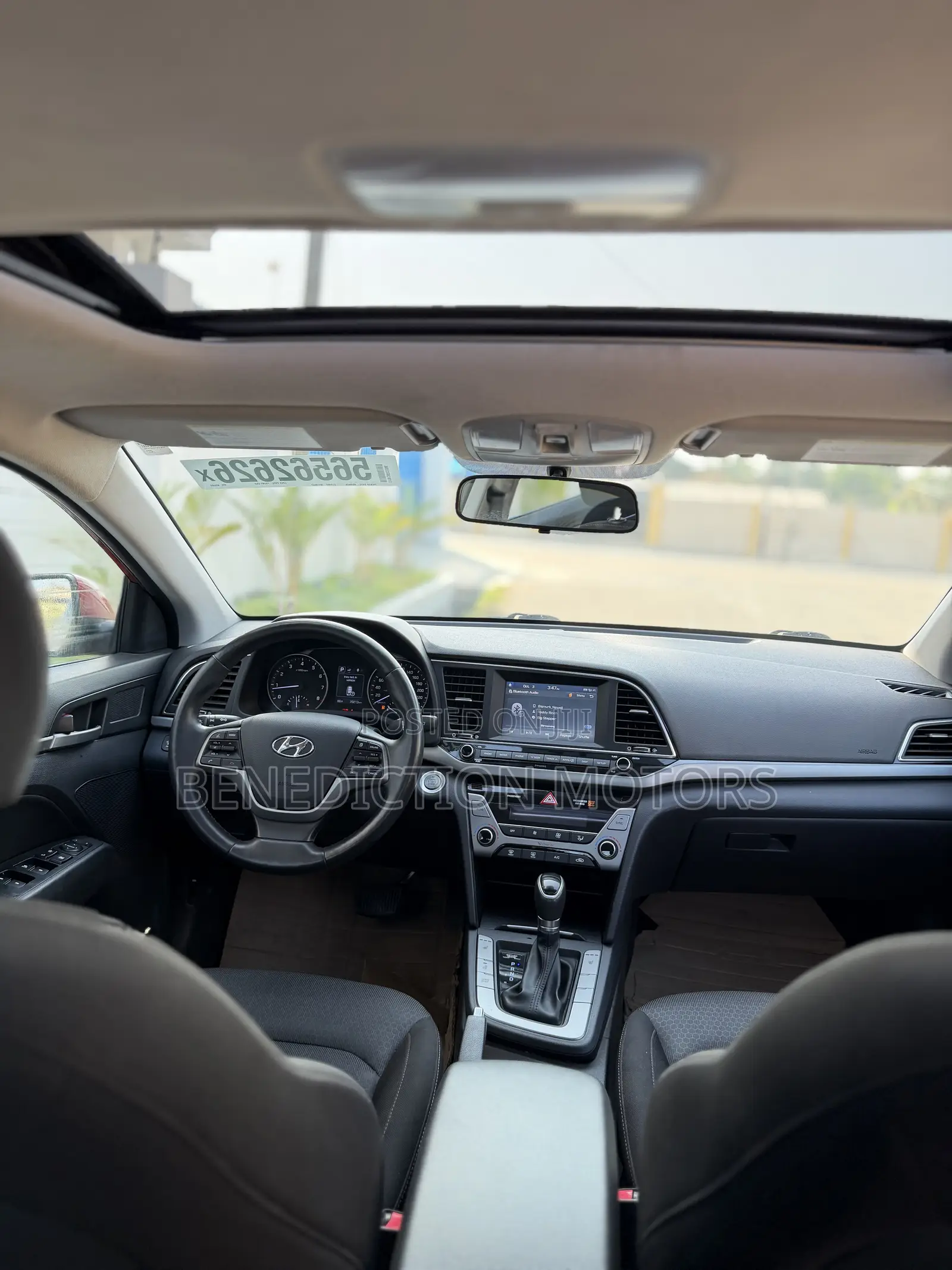 Hyundai Elantra Limited Sedan FWD (2.0L 4cyl 6A) 2017 Orange