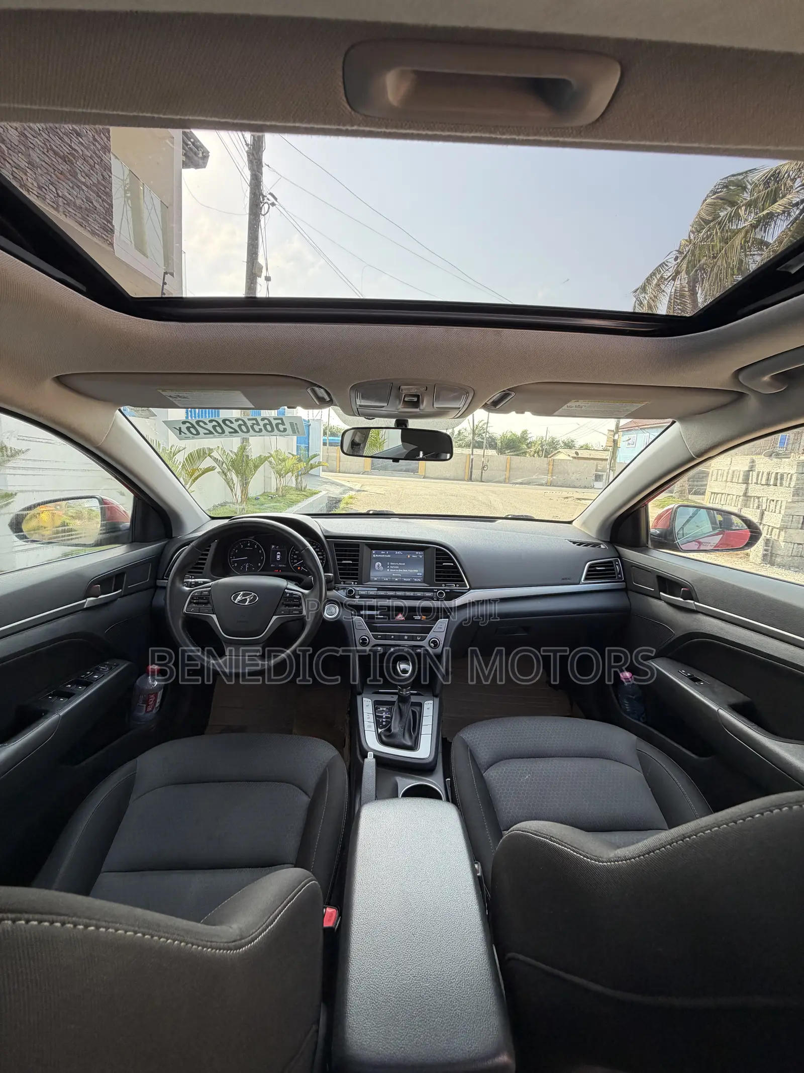 Hyundai Elantra Limited Sedan FWD (2.0L 4cyl 6A) 2017 Orange