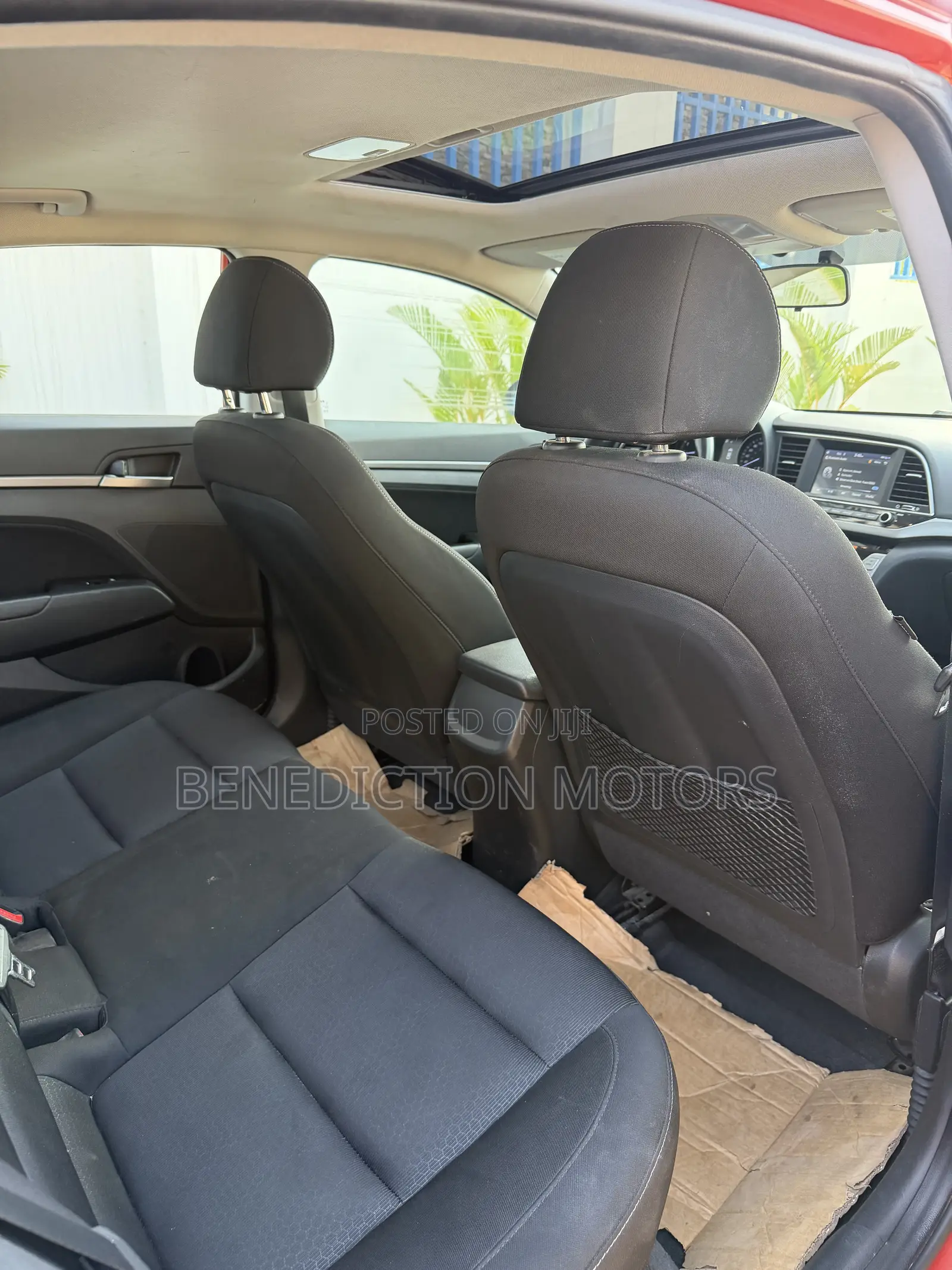 Hyundai Elantra Limited Sedan FWD (2.0L 4cyl 6A) 2017 Orange