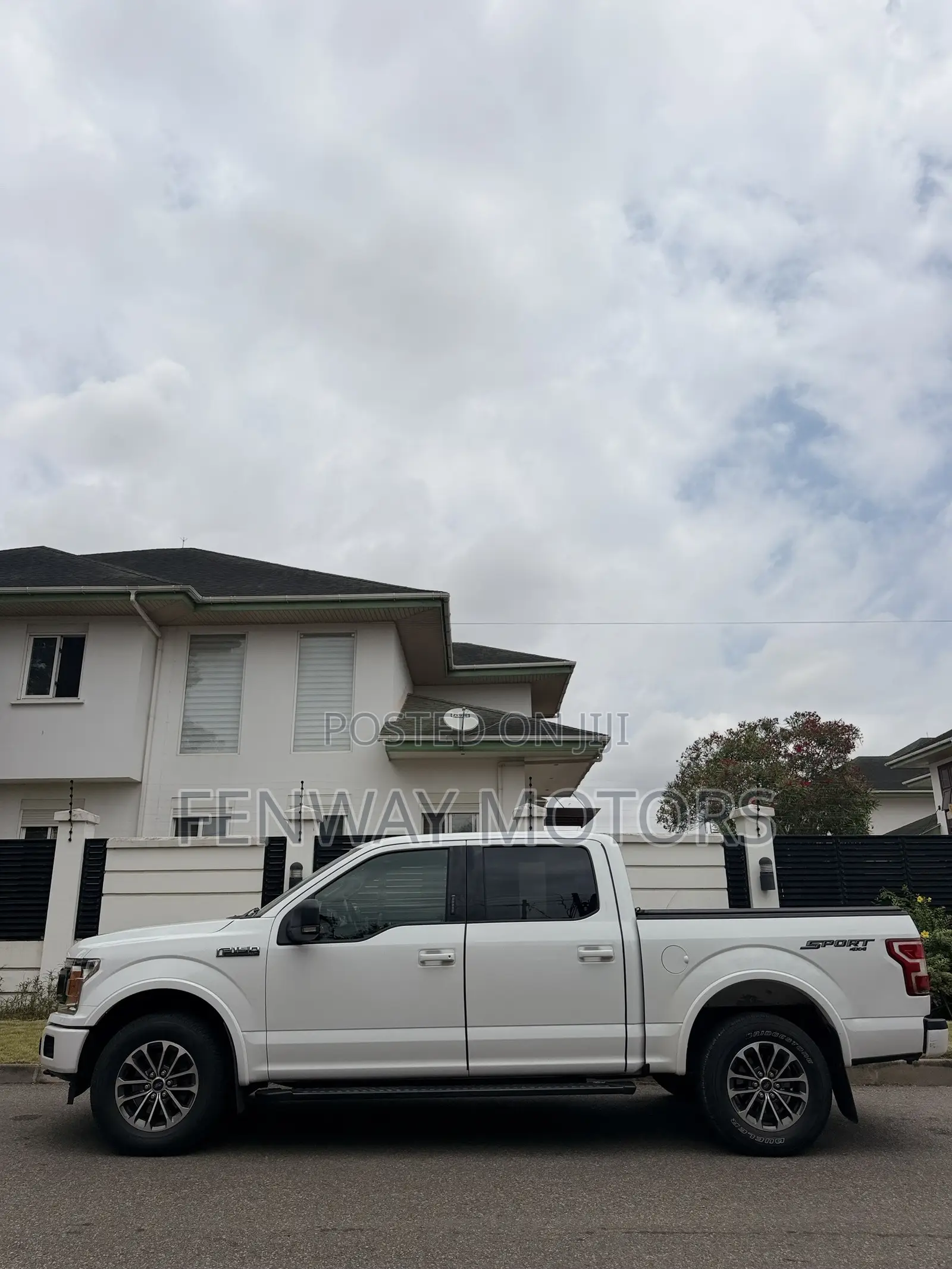 Ford F-150 XLT 4x4 SuperCab Styleside 6.5 ft. box 145 in. WB 2019 White
