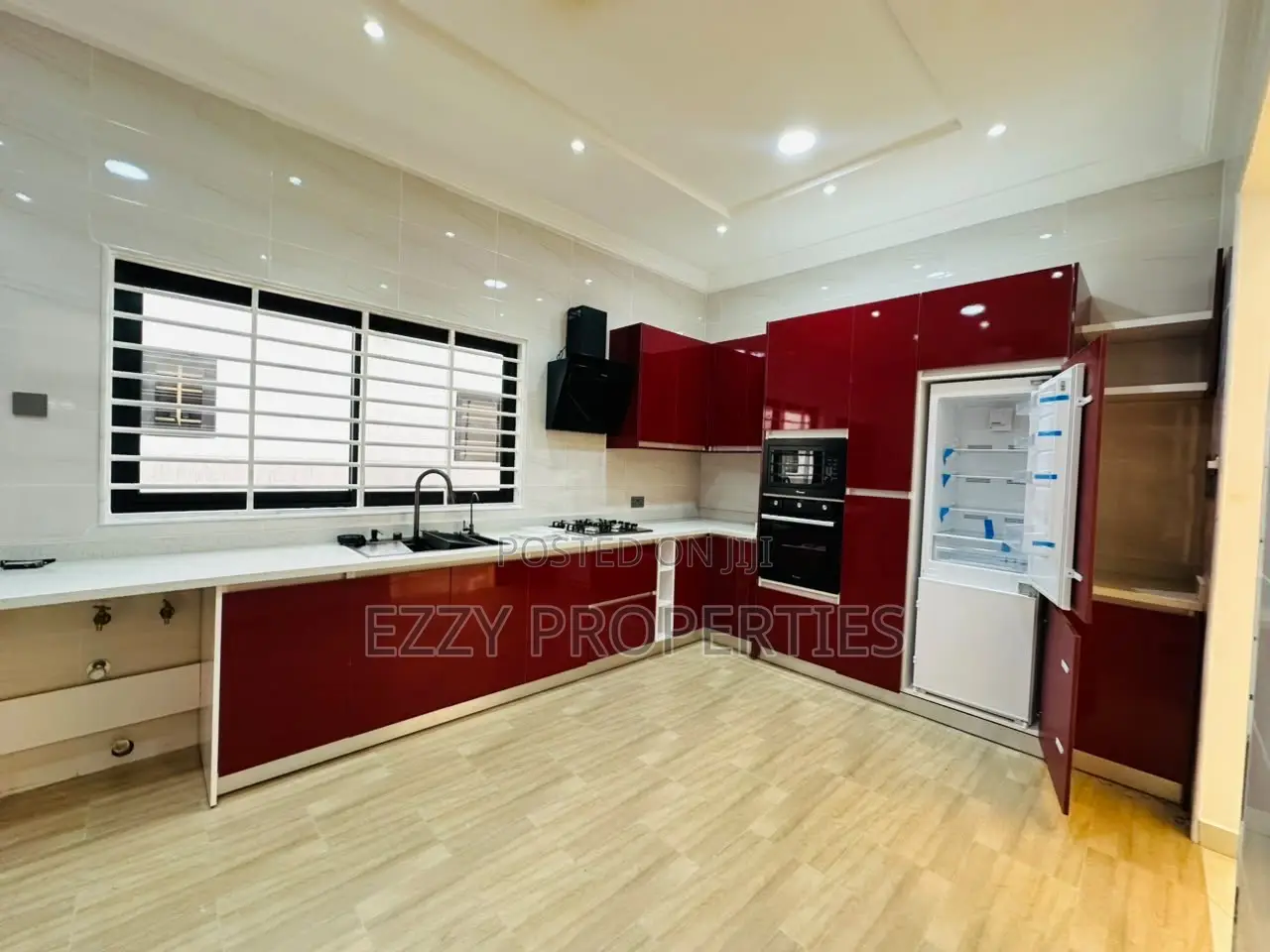 3bdrm House in Oyarifa for sale