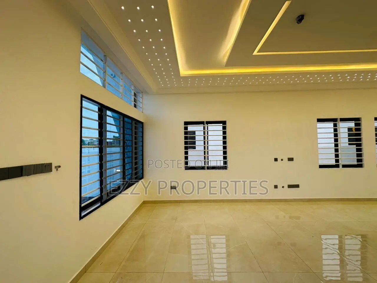 3bdrm House in Oyarifa for sale