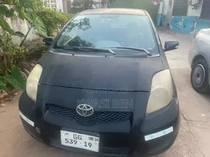 Toyota Yaris 2010 Black