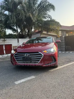 Hyundai Elantra 2018 Red