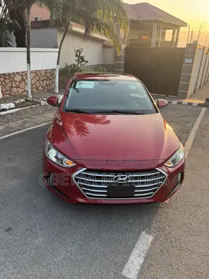 Hyundai Elantra 2018 Red