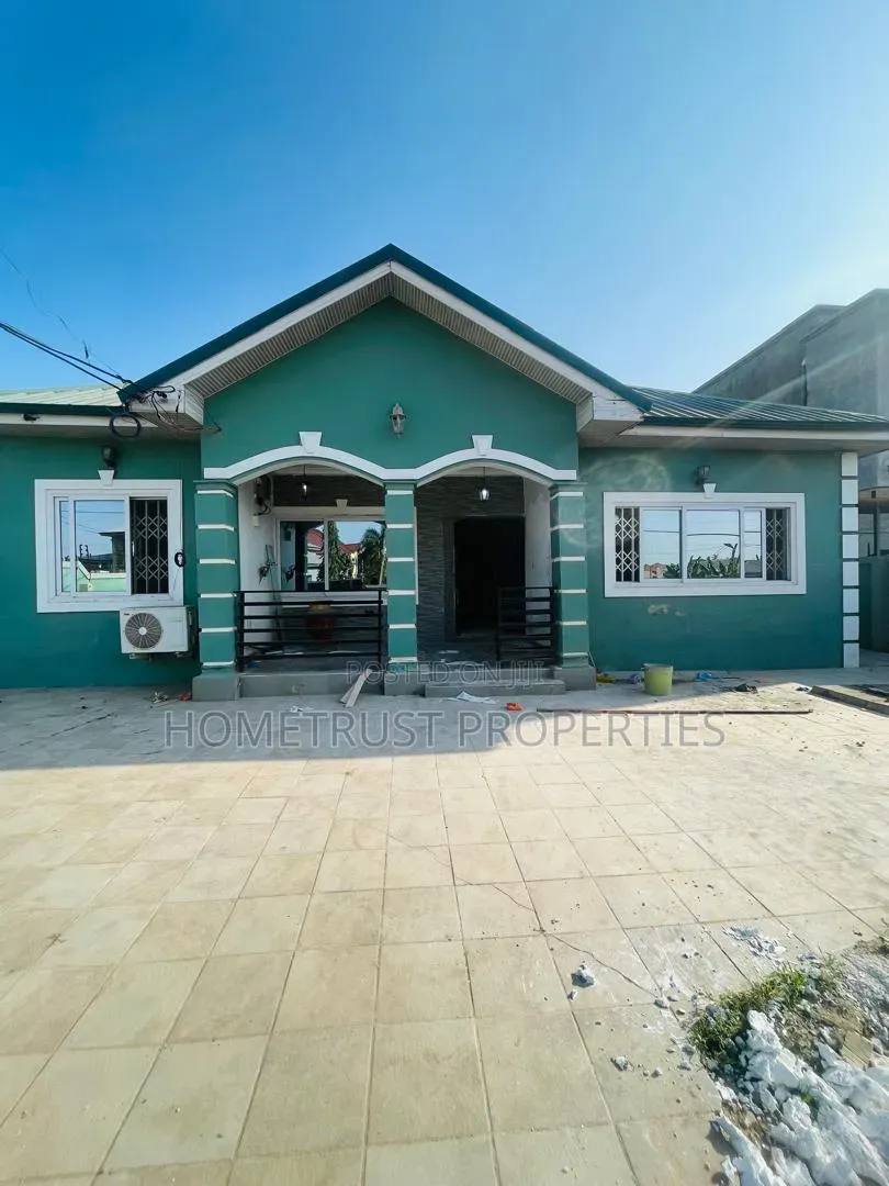 4bdrm House in Kwabenya Franco for rent