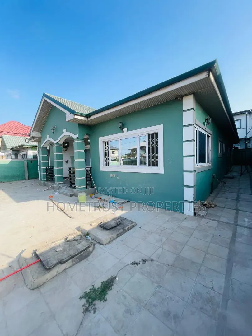 4bdrm House in Kwabenya Franco for rent