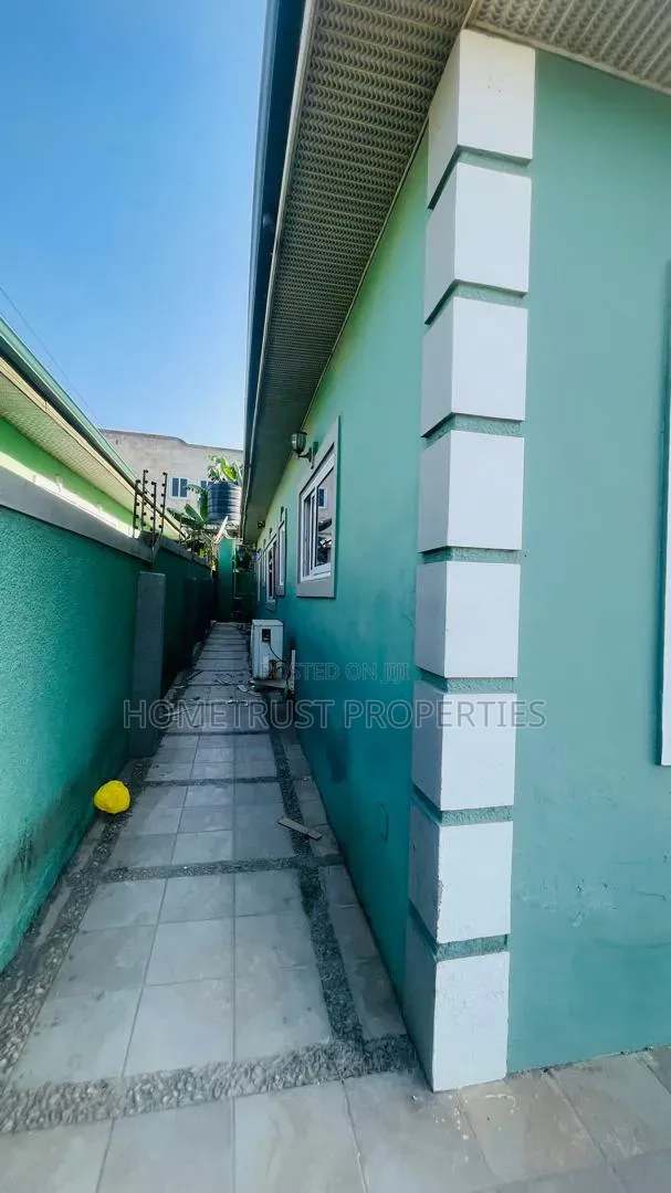 4bdrm House in Kwabenya Franco for rent