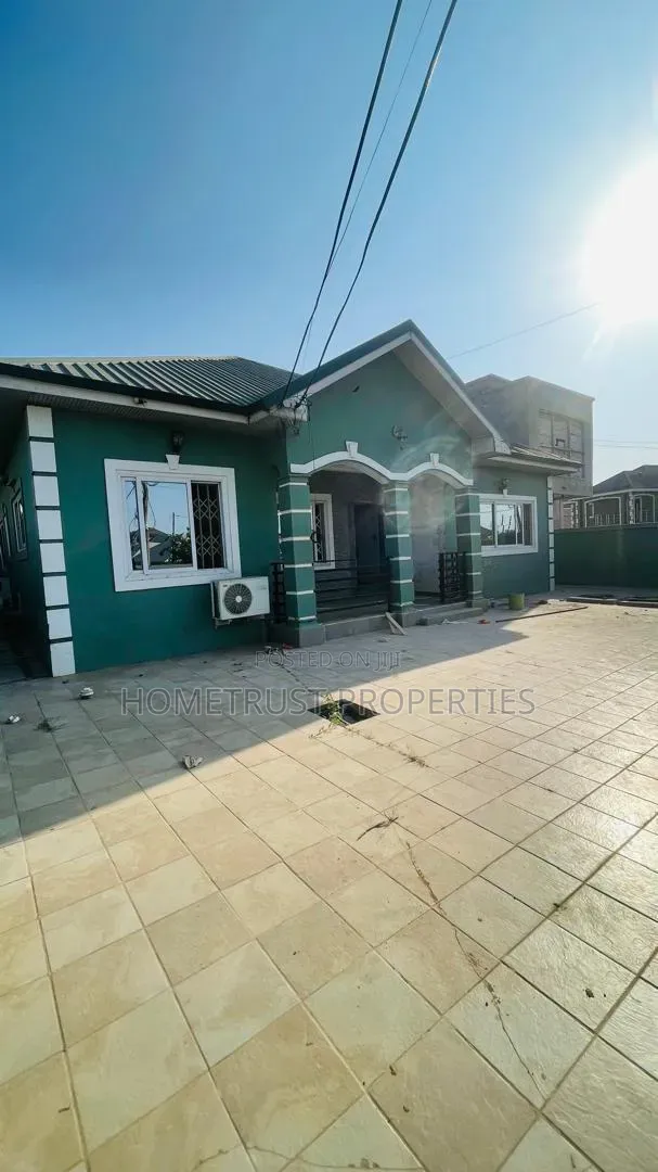 4bdrm House in Kwabenya Franco for rent