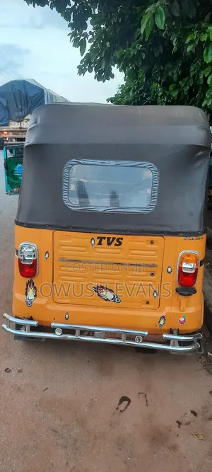 TVS King Deluxe Plus iTouch Start 2020 Yellow