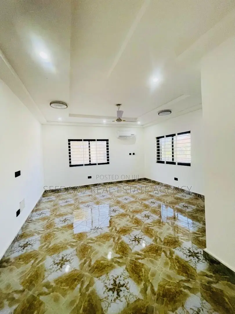 3bdrm House in Sefdard Properties, Kwabenya for sale