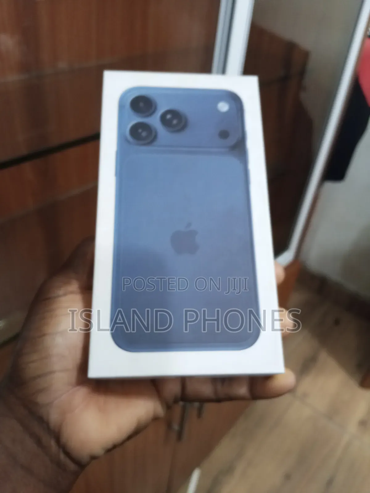 New Apple iPhone XR 128 GB Blue