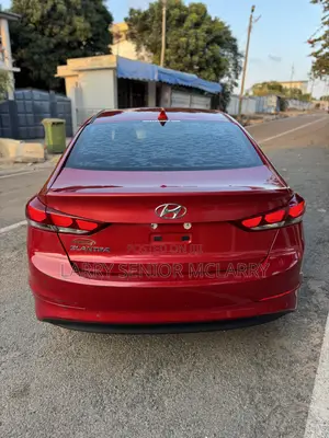 Hyundai Elantra Limited 2018 Red