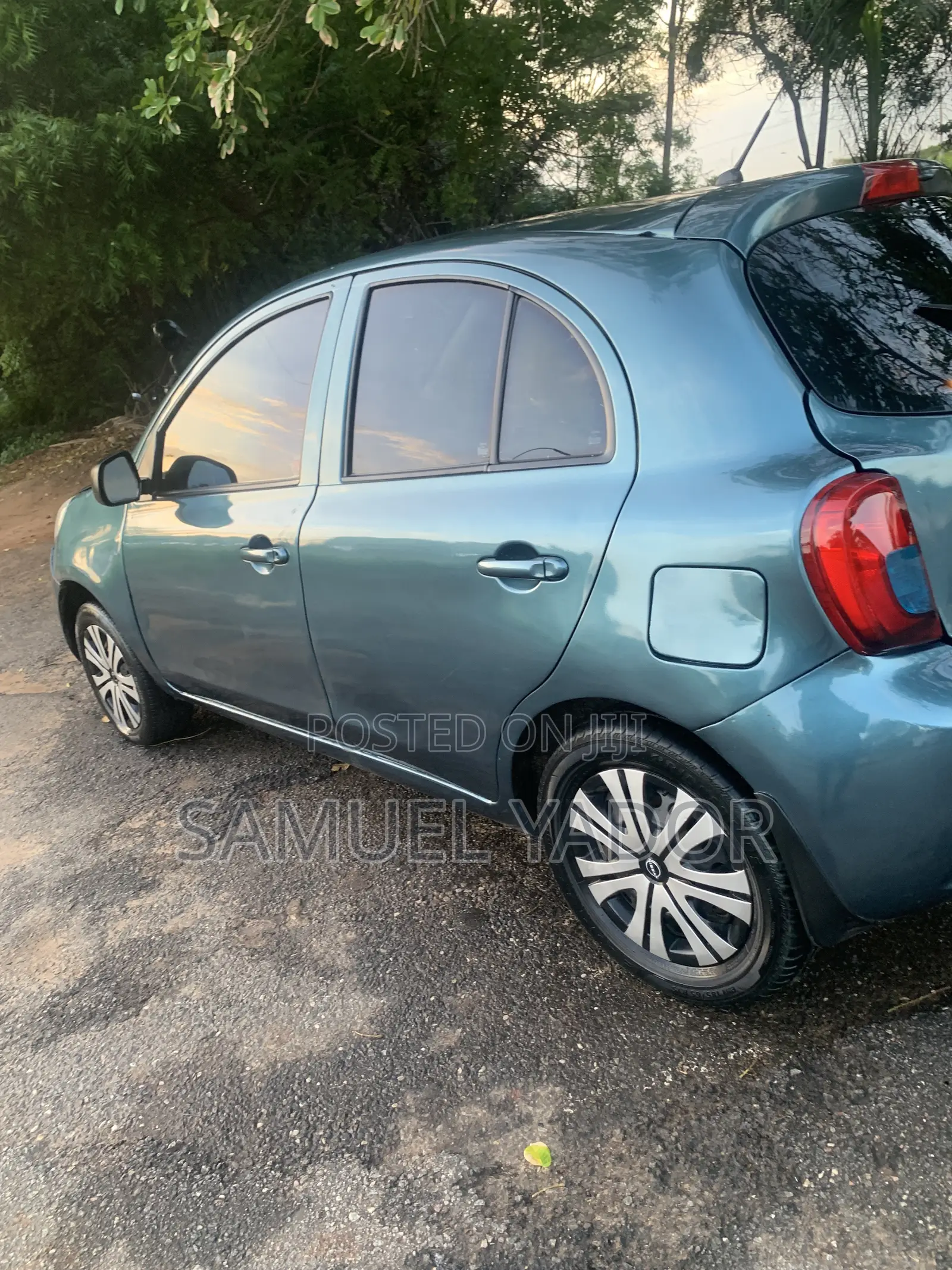 Nissan Micra 2016 Blue