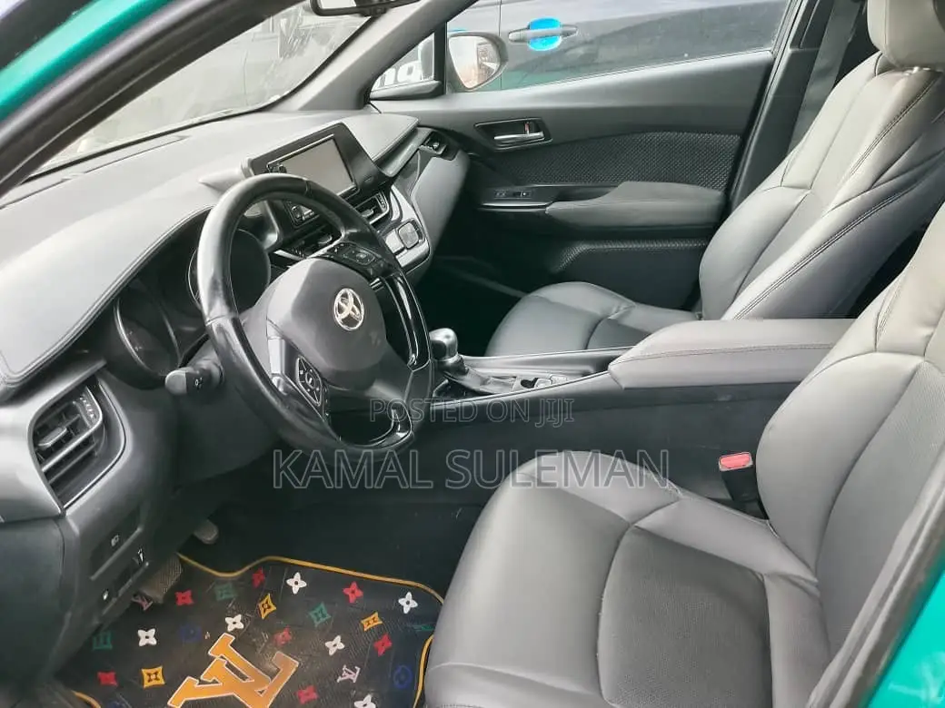 Toyota C-HR 2018 Green