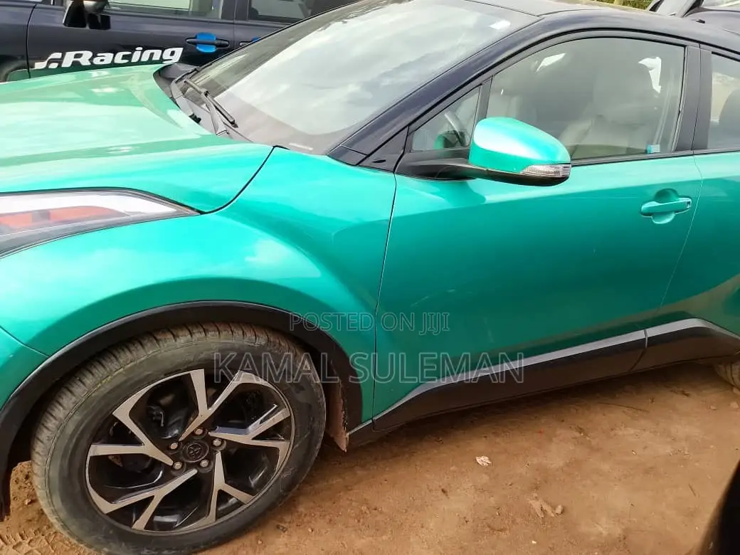 Toyota C-HR 2018 Green