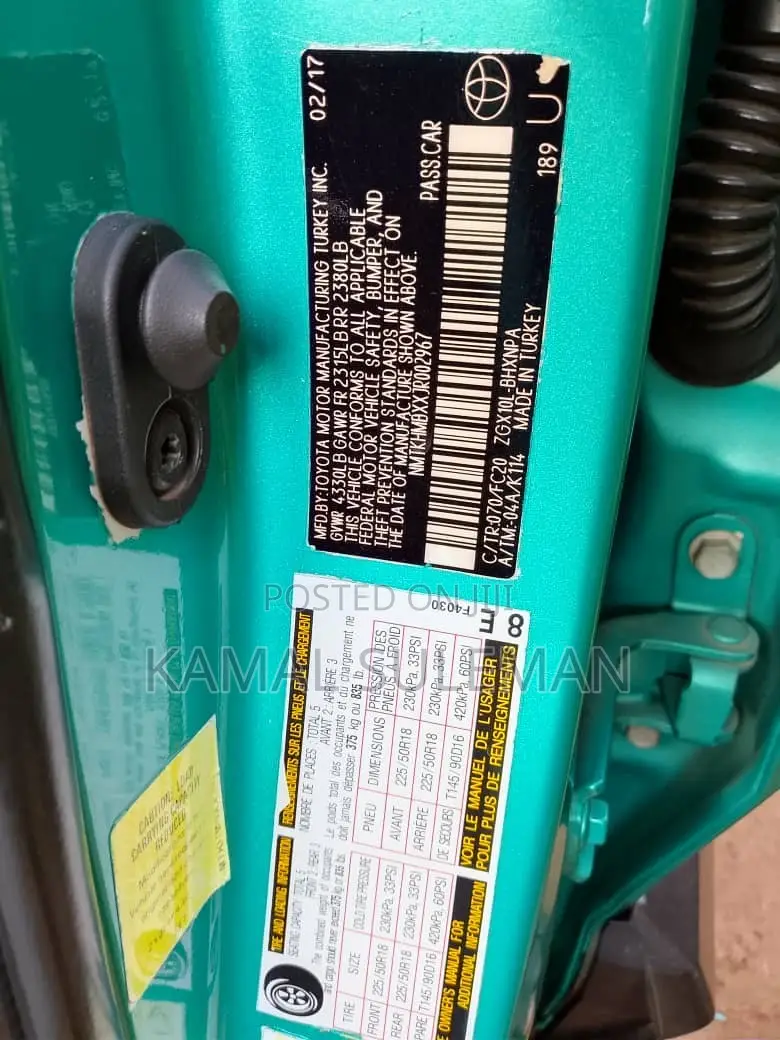 Toyota C-HR 2018 Green