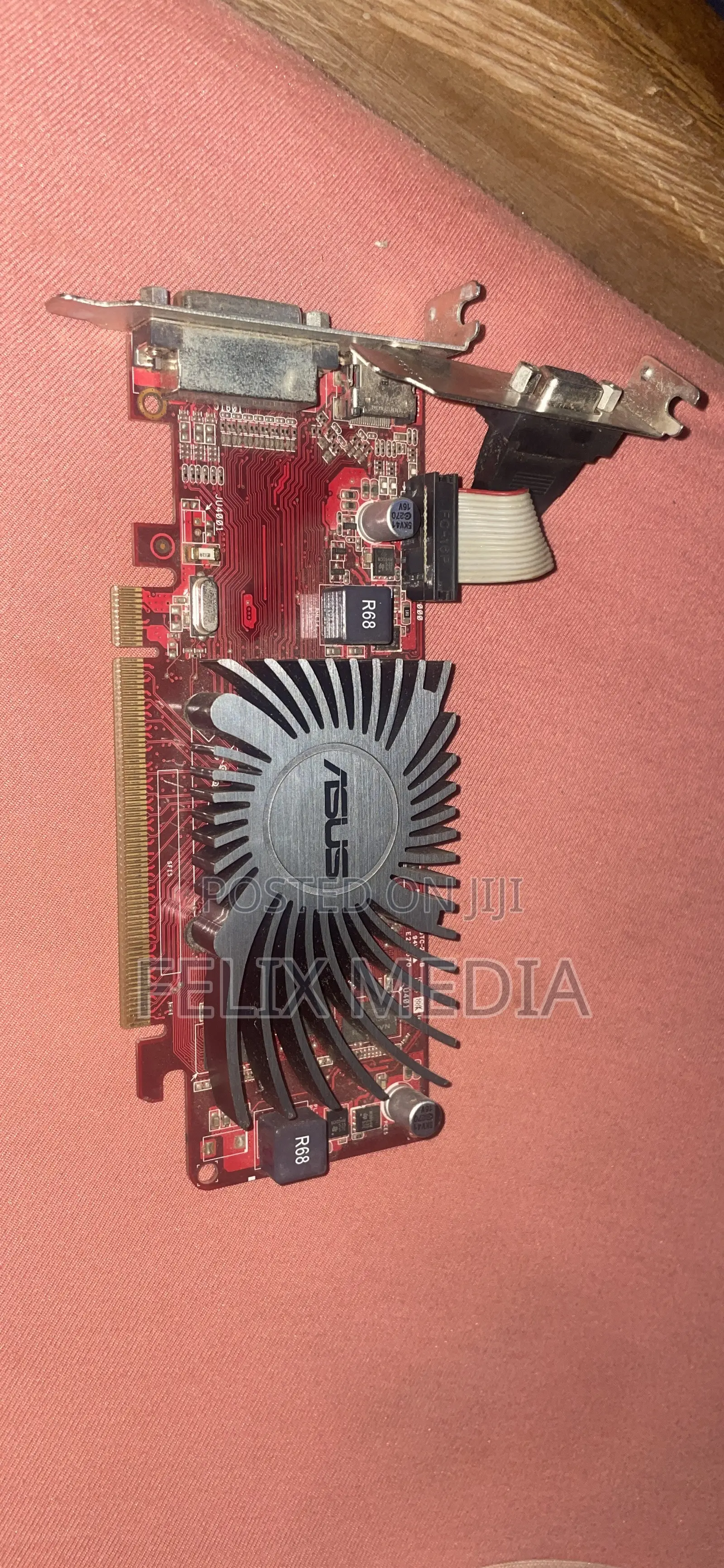 ASUS Amd Radeon R5 230