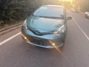 Toyota Vitz 1.3 AWD 3dr 2016 Green
