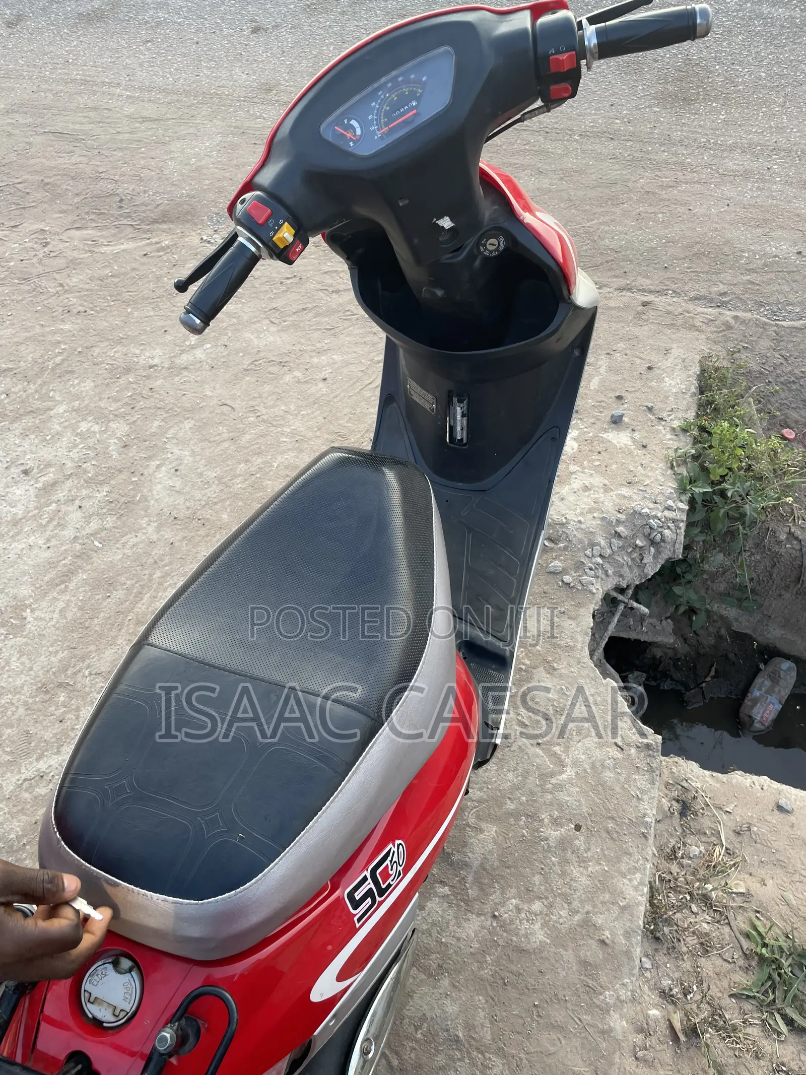 Bajaj 2022 Red