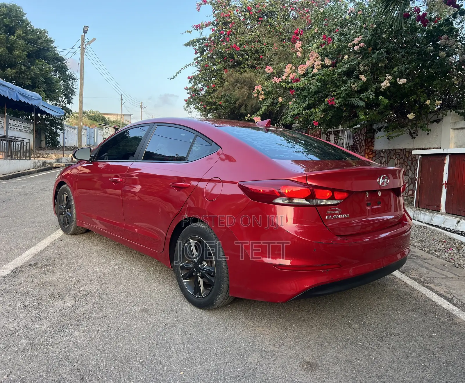 Hyundai Elantra 2018 Red