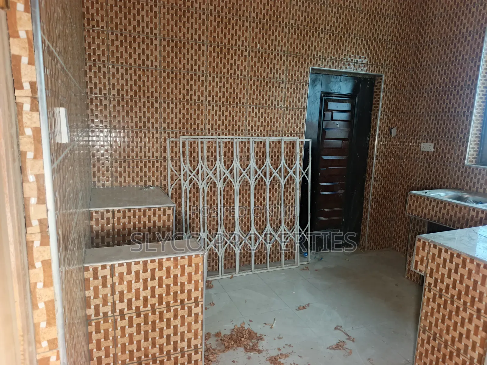 2bdrm Apartment in Koforidua Okorase, New-Juaben Municipal for rent