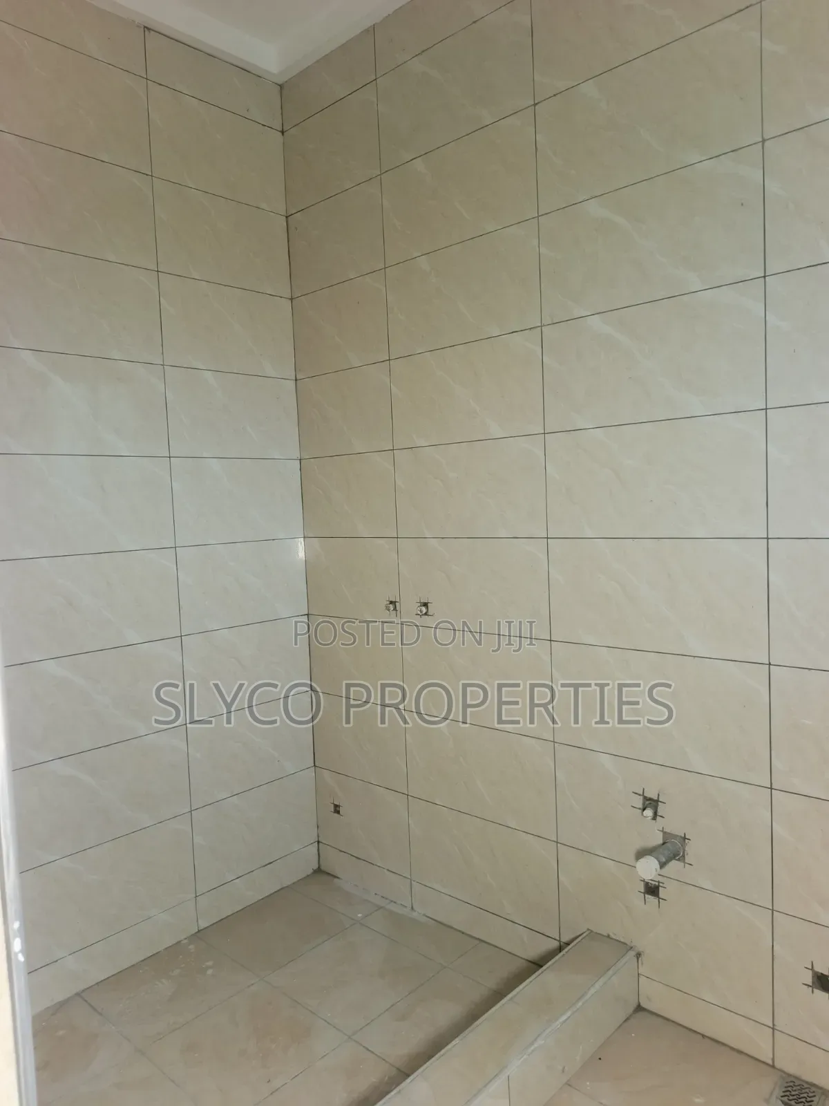 2bdrm Apartment in Koforidua Okorase, New-Juaben Municipal for rent