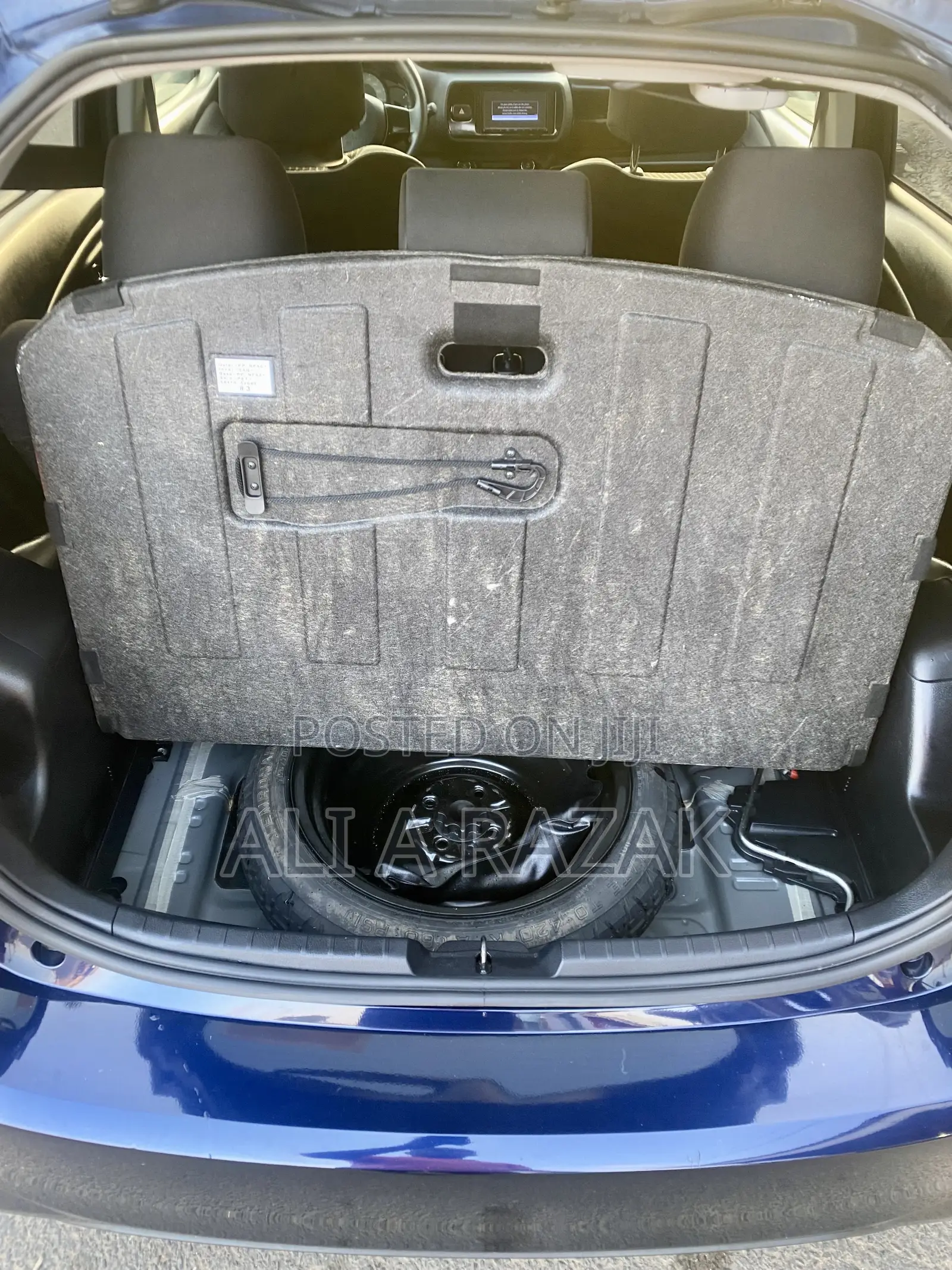 Toyota Vitz 1.3 FWD 5dr 2017 Purple
