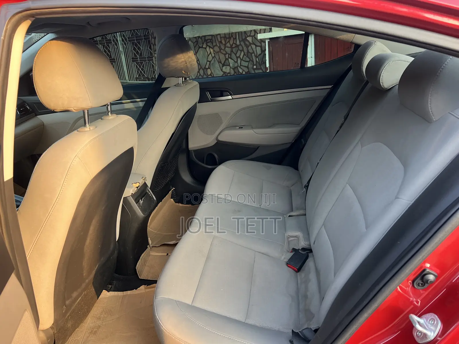 Hyundai Elantra 2018 Red