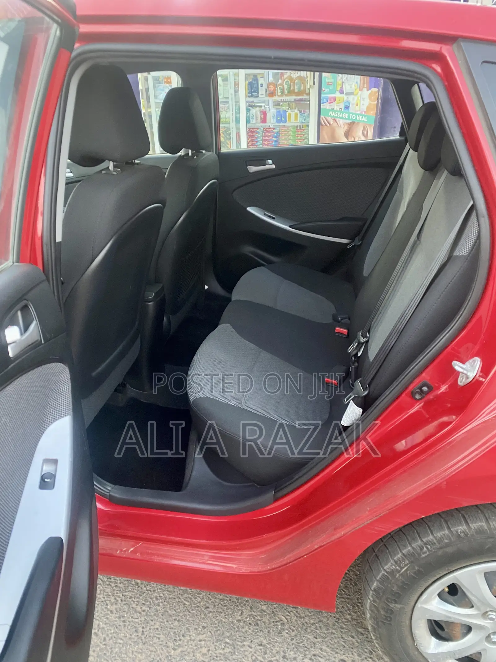 Hyundai Accent GS 4dr Hatchback (1.6L 4cyl 6A) 2014 Gray