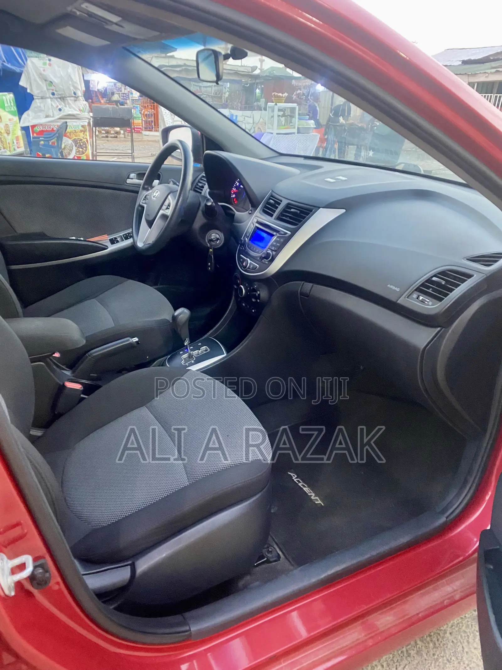 Hyundai Accent GS 4dr Hatchback (1.6L 4cyl 6A) 2014 Gray