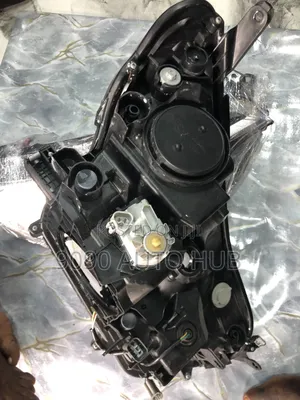  Toyota RAV4 2016 2017 2018 Headlight – Premium OEM | Foreign Used