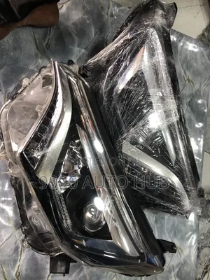  Toyota RAV4 2016 2017 2018 Headlight – Premium OEM | Foreign Used