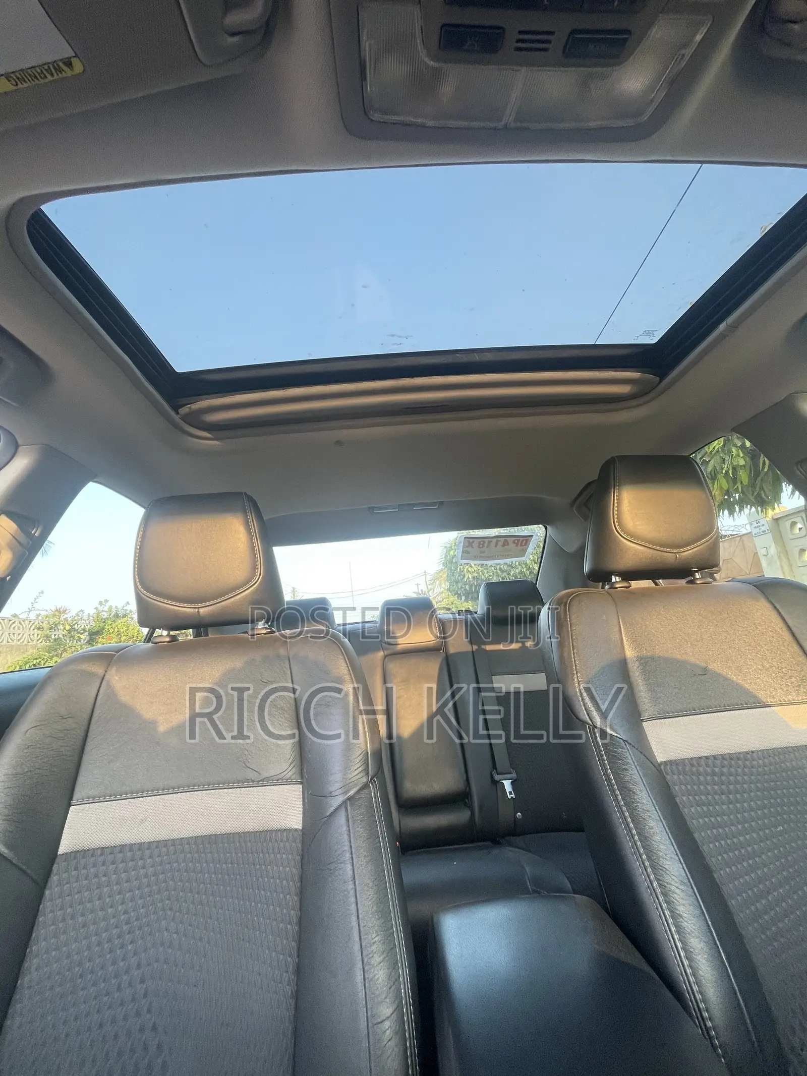 Toyota Camry SE 4dr Sedan (2.5L 4cyl 6A) 2014 Gray