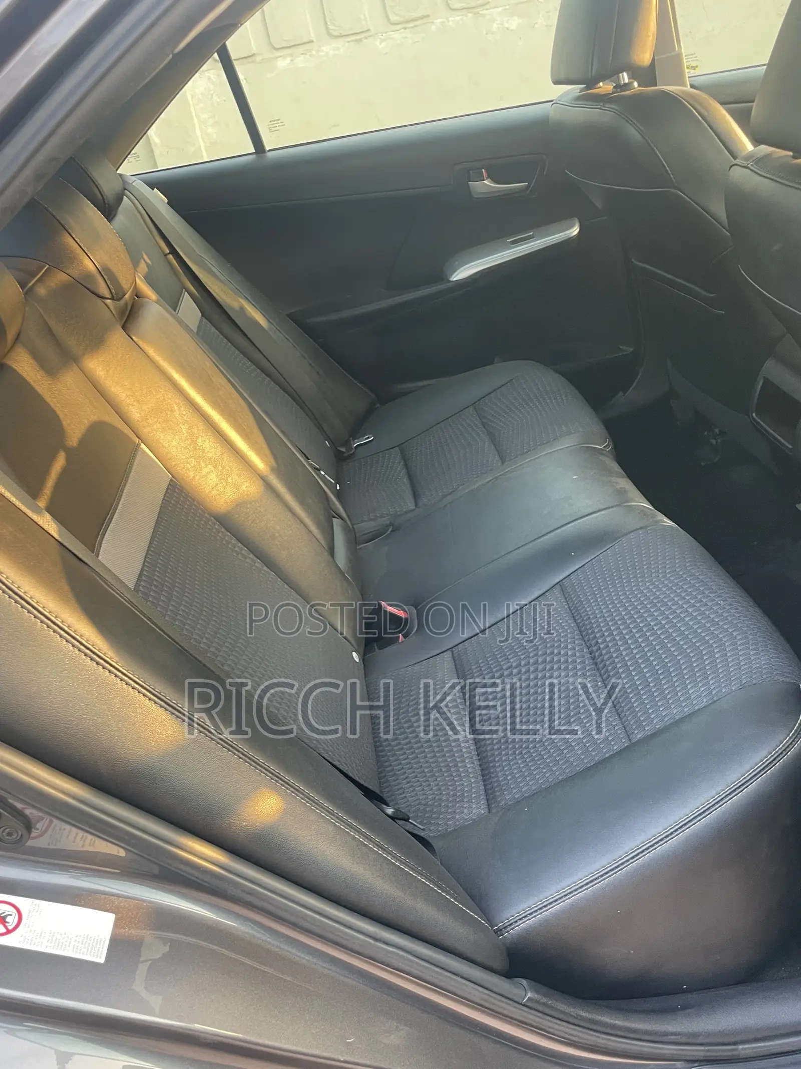 Toyota Camry SE 4dr Sedan (2.5L 4cyl 6A) 2014 Gray